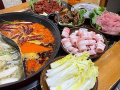 -重庆故事姊妹老火锅(财经学院店)