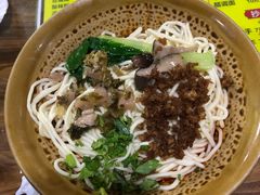 -廖老妈蹄花(中海国际店)