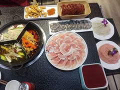 -渝里重庆火锅(航天城店)