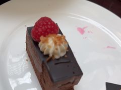 -朗丽兹自助餐厅