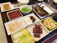 -皇城老妈·大连海鲜火锅(港湾店)
