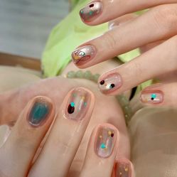 -斯馨·健康美甲美睫