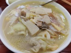 -胡成记口蘑龙眼包子(盐道街店)