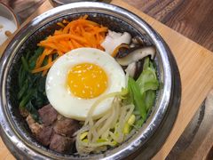 -明洞阿姨·韩式酱蟹烤肉·创意料理(三元桥店)