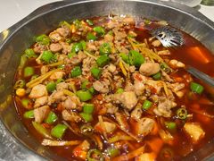 -盐井记·自贡美蛙鲜锅兔(中和店)