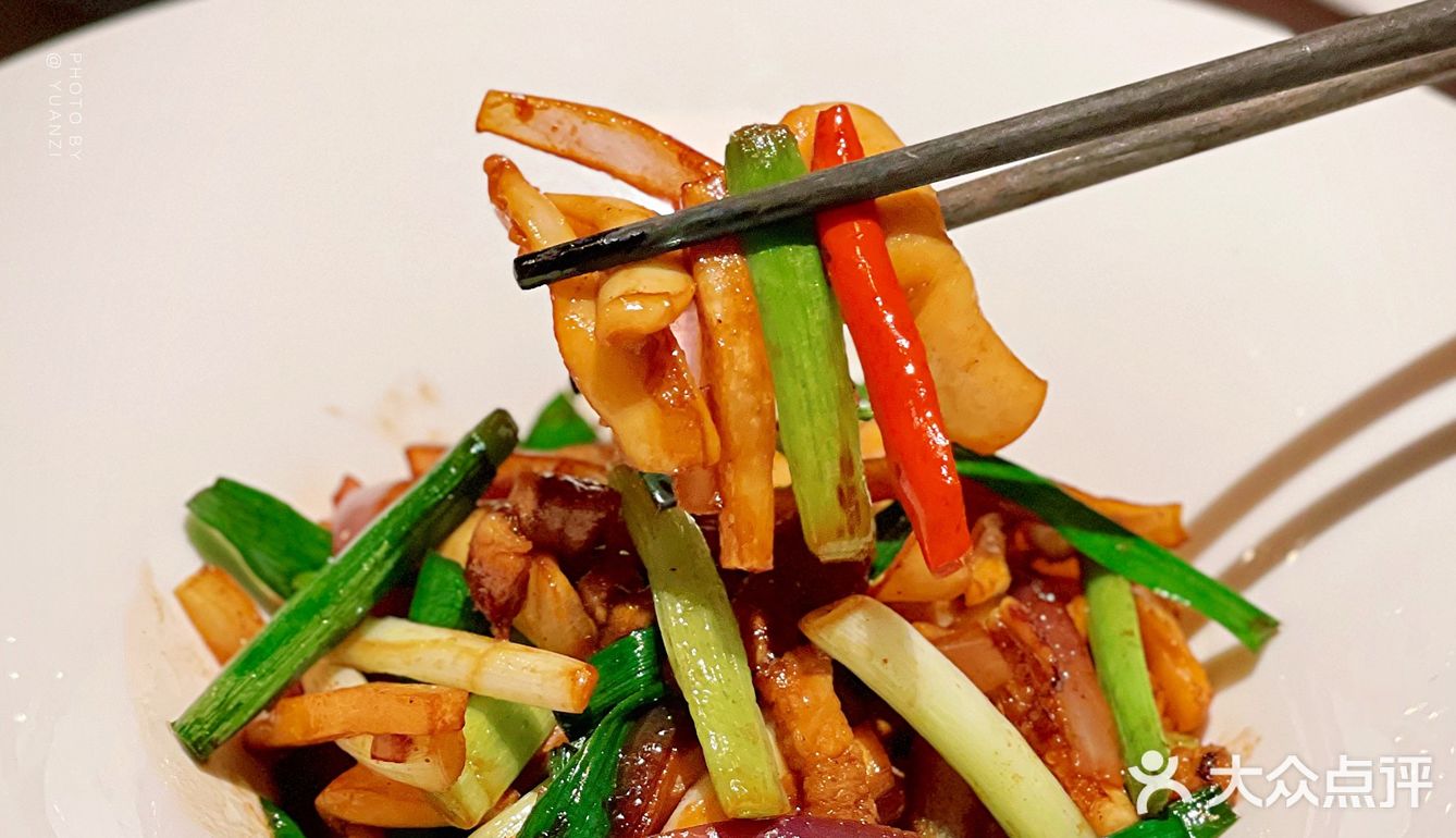 年夜饭餐厅已锁定🔒