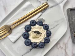 -UNI UNI(环亚凯瑟琳店)