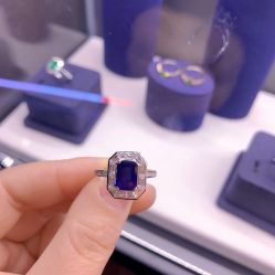 -克拉花园珠宝(诚品生活店)
