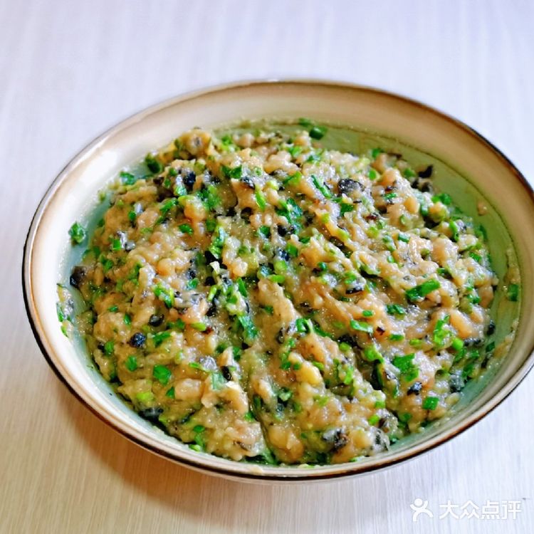 🔥这样做出来的肉馅鲜嫩多汁㊙️皮薄馅大韭菜木耳猪肉水饺‼️