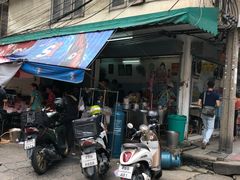 -榮泰米粉湯(Left Shop)