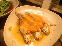 -大中华希尔顿酒店-念自助餐·海南美食·三文鱼