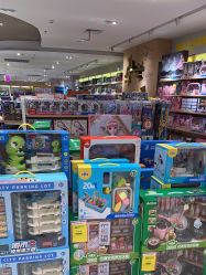 -孩子王(静安大融城店)
