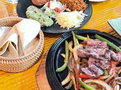 -Pistolera Mexican Cantina女枪手墨西哥餐厅(碧云路店)