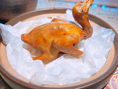 经典盐焗乳鸽-大鸽饭(北京路店)