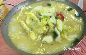 Egg Roll Cabbage and Vermicelli Soup