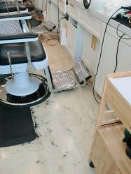 -韦恩先生Barbershop英式男士理发馆