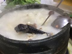 -南渝食府.墨脱石锅松茸鸡