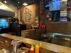 -马路牙子烧烤音乐酒馆(望京店)