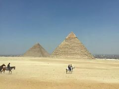 -吉萨金字塔群