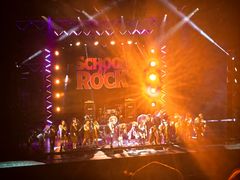 -交通银行前滩31演艺中心