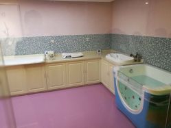 -海豚湾高端月子会所(黄浦店)