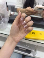 -美画轻奢美甲美睫