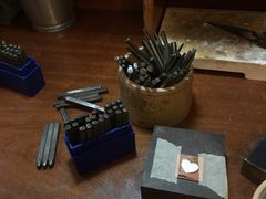 -鈊藝銀匠·银饰DIY工作室(永庆坊店)