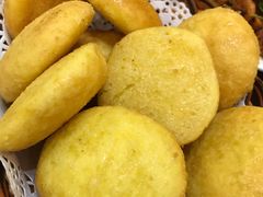 贴饼子-五谷丰香饺子馆(总店)