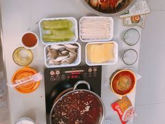 -马路边边串串香(延庆环球新意广场店)