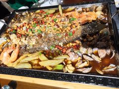 -东来菜馆•手抓海鲜家常菜•海鲜锅贴(鸽子窝店)