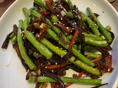 -闫府私房菜(恒隆店)