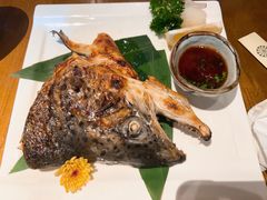 香草塩烤三文鱼头-阿吾罗日本料理(K11艺术中心店)