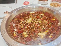 -辣八香新疆孜然串烤火锅(环球港店)