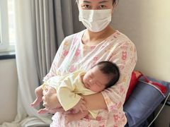 -爱的果实月嫂育婴师(世纪东方店)