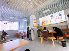 -褚记黄牛肉面(汉渝路店)