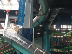 -蒙特利亲子乐园