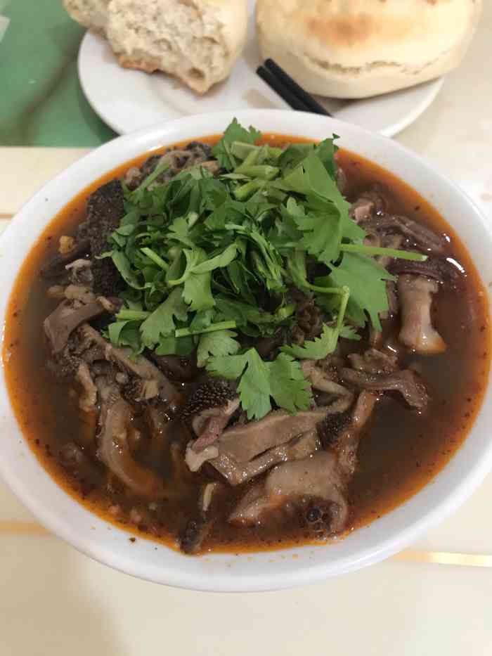 二牛杂碎馆-"杂碎是呼市的闻名小吃之一,来到呼市旅游的.