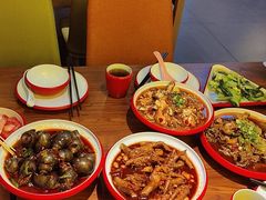 -老闵田螺馆·南昌市井菜·特色小吃(总店)