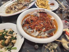 -雪湖煜辰鱼头老店(雪野湖店)