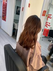 -LILI·HAIR SALON理理造型