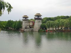 -茅山东方盐湖城景区