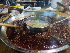 -毛毛老火锅(八年观音桥店)