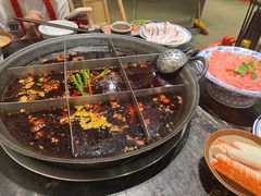 -周小明火锅(黑金冠社区店)