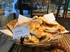 海盐面包-Dough&Joe团憩(瑞虹天地月亮湾店)