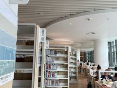 -广州市白云区图书馆
