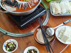 -苗侗地道红酸.酸汤鱼·酸汤牛肉