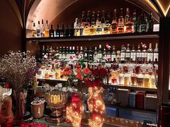-Mogul Eatery·大亨餐酒馆
