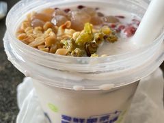 -沪上阿姨·精选茶饮(万新村店)