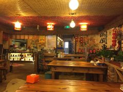 -闯关东东北农家菜(崂山石老人店)