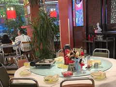 -刘姐啤酒鱼民族演艺餐厅(西街总店)